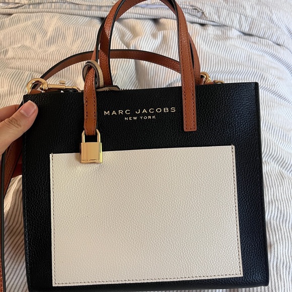 Marc Jacobs Tote bag - Picture 3 of 5